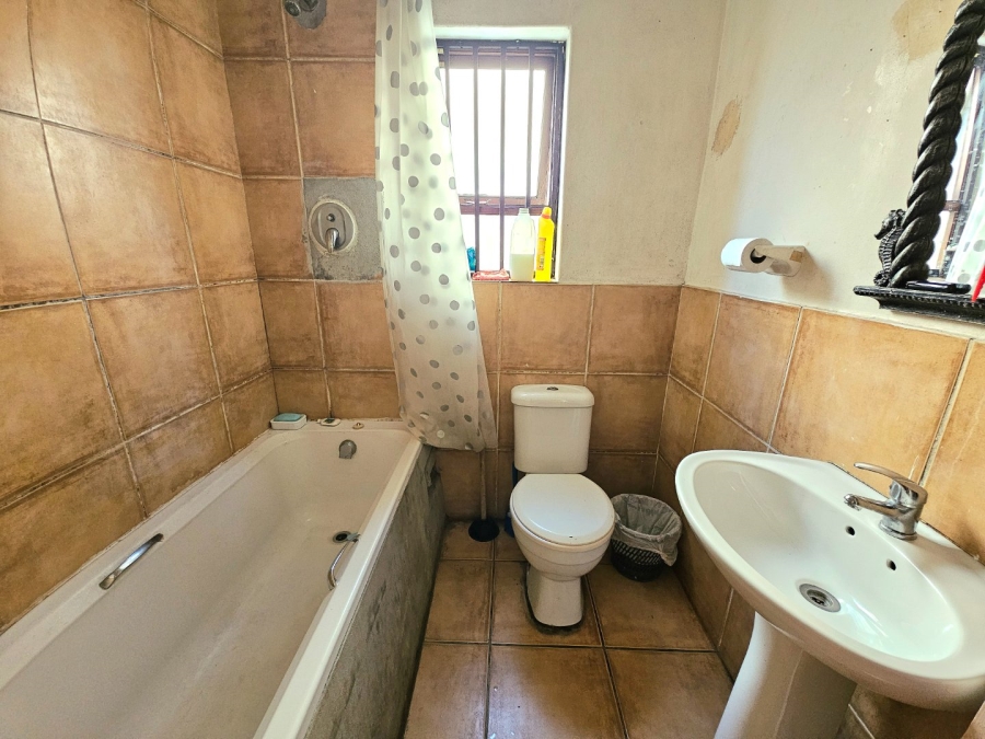 2 Bedroom Property for Sale in Weltevreden Valley Western Cape